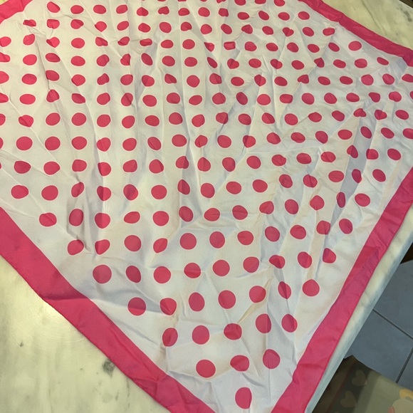 Red dot scarf  RN 66966 100% polyester Made in Italy - Picture 13 of 13